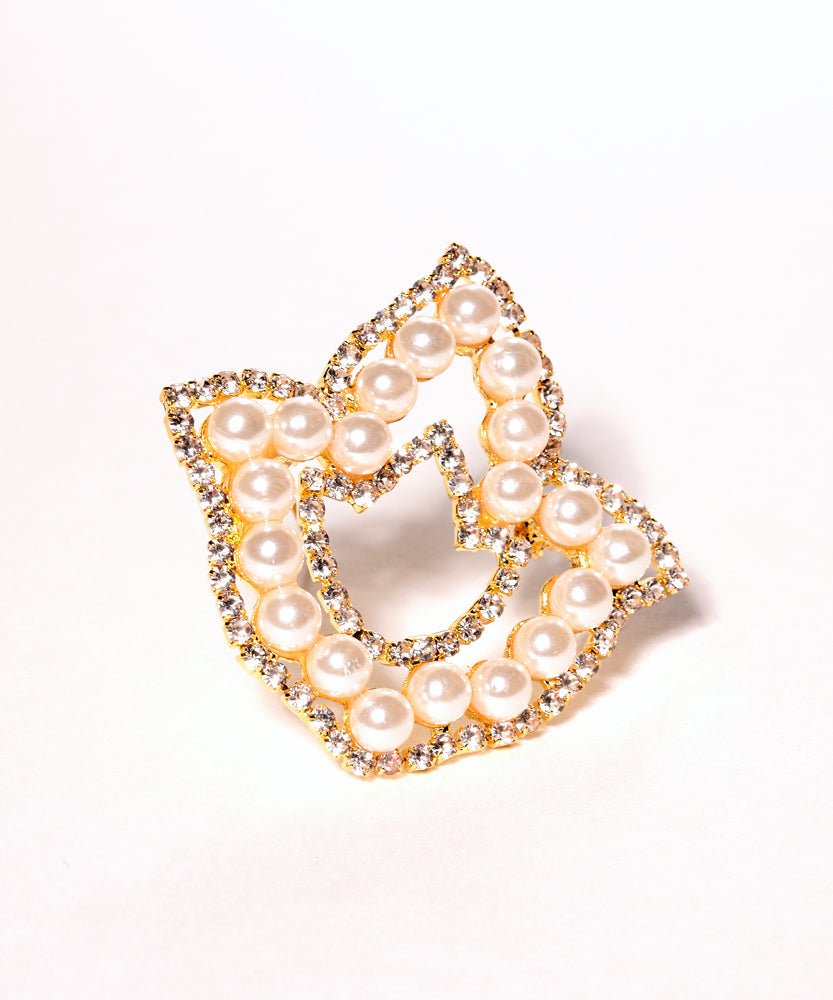 Gold Ivy Leaf pin with pearls and Crystal